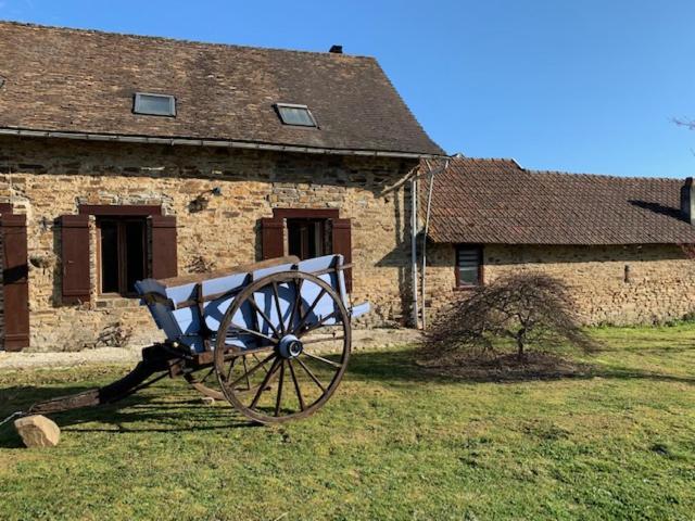 La Petite Ecurie Villa Saint-Yrieix-la-Perche Eksteriør billede